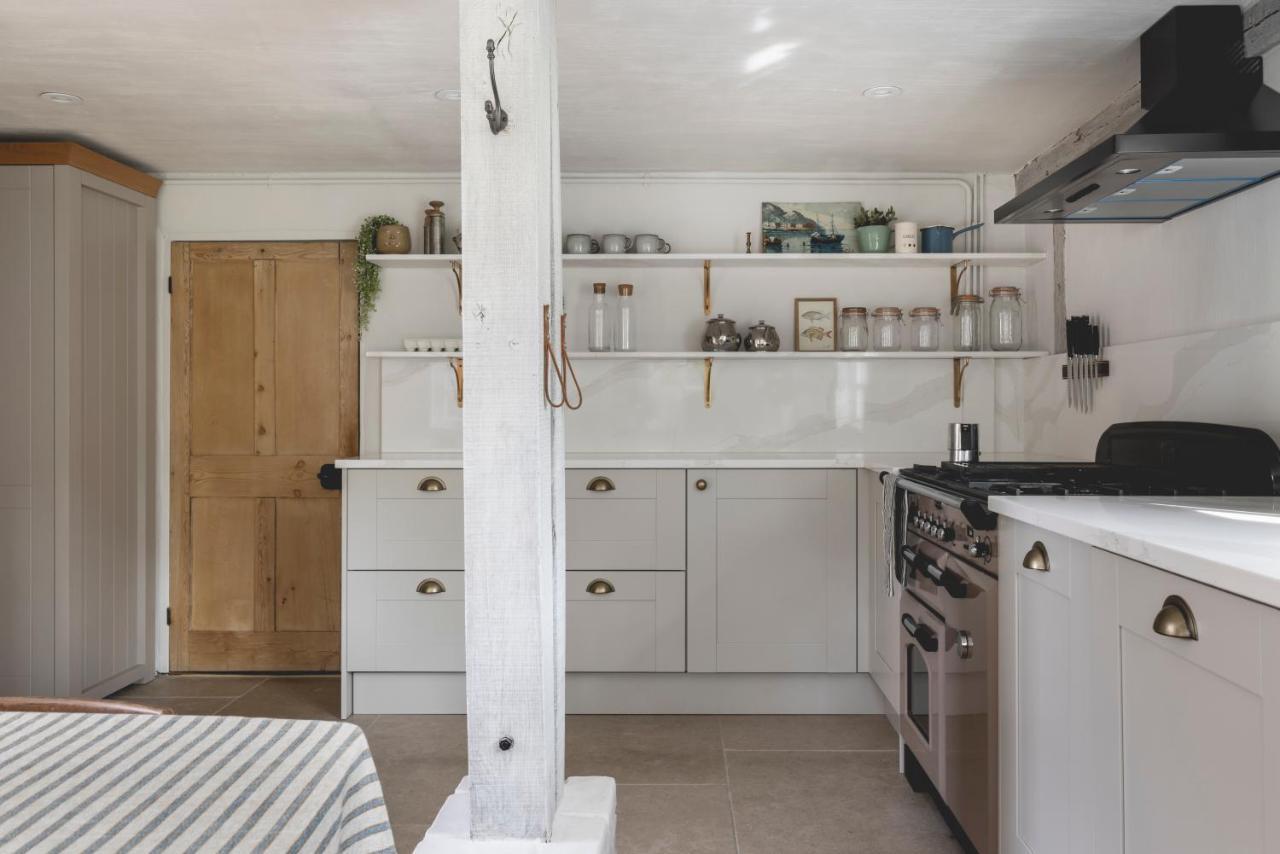 Cosy Cottage With Beautiful Garden, Hottub & Sauna Marden (Kent) Exterior foto
