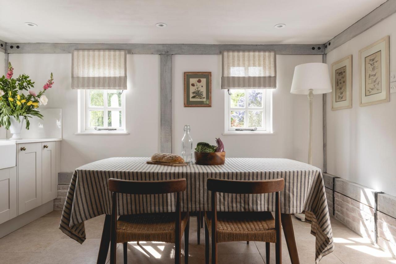 Cosy Cottage With Beautiful Garden, Hottub & Sauna Marden (Kent) Exterior foto